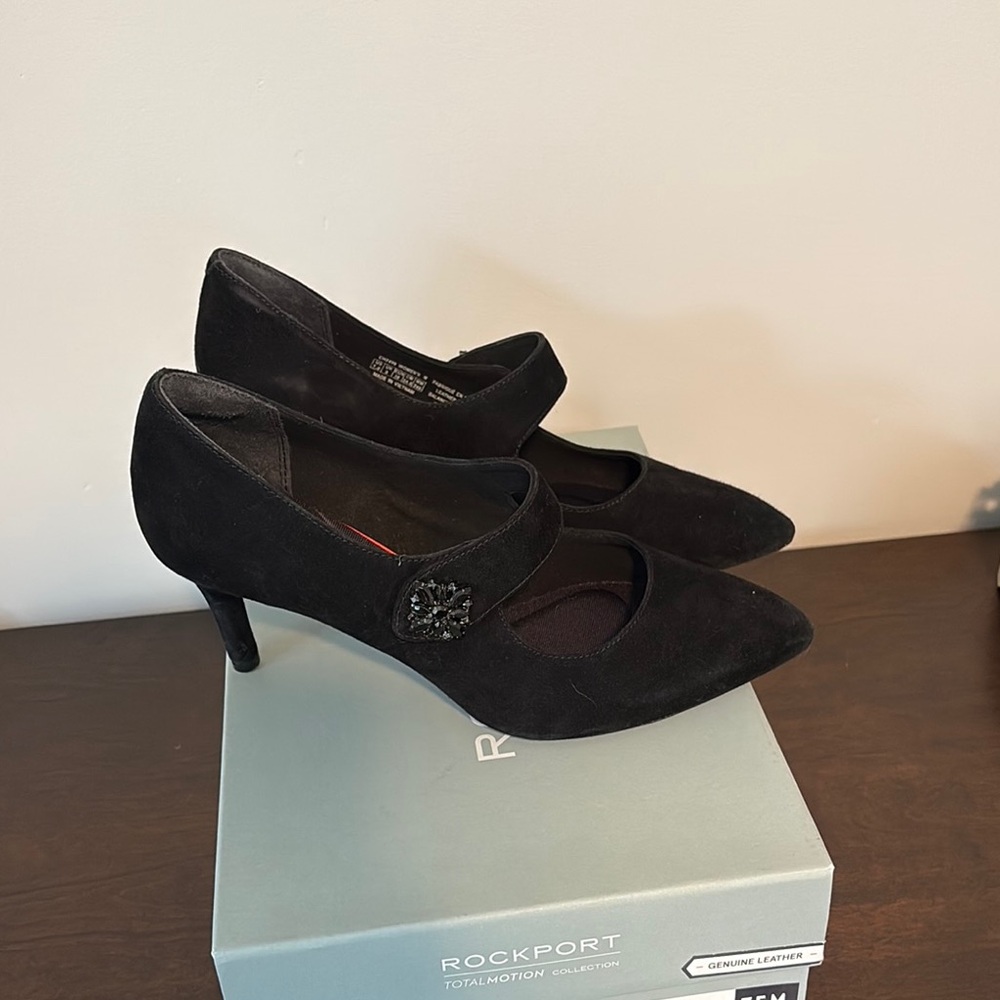 Rockport Black Heels Sleek Design - Picture 6 of 9
